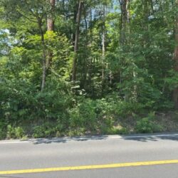 ＜穂高有明＞山麓線沿いの売地